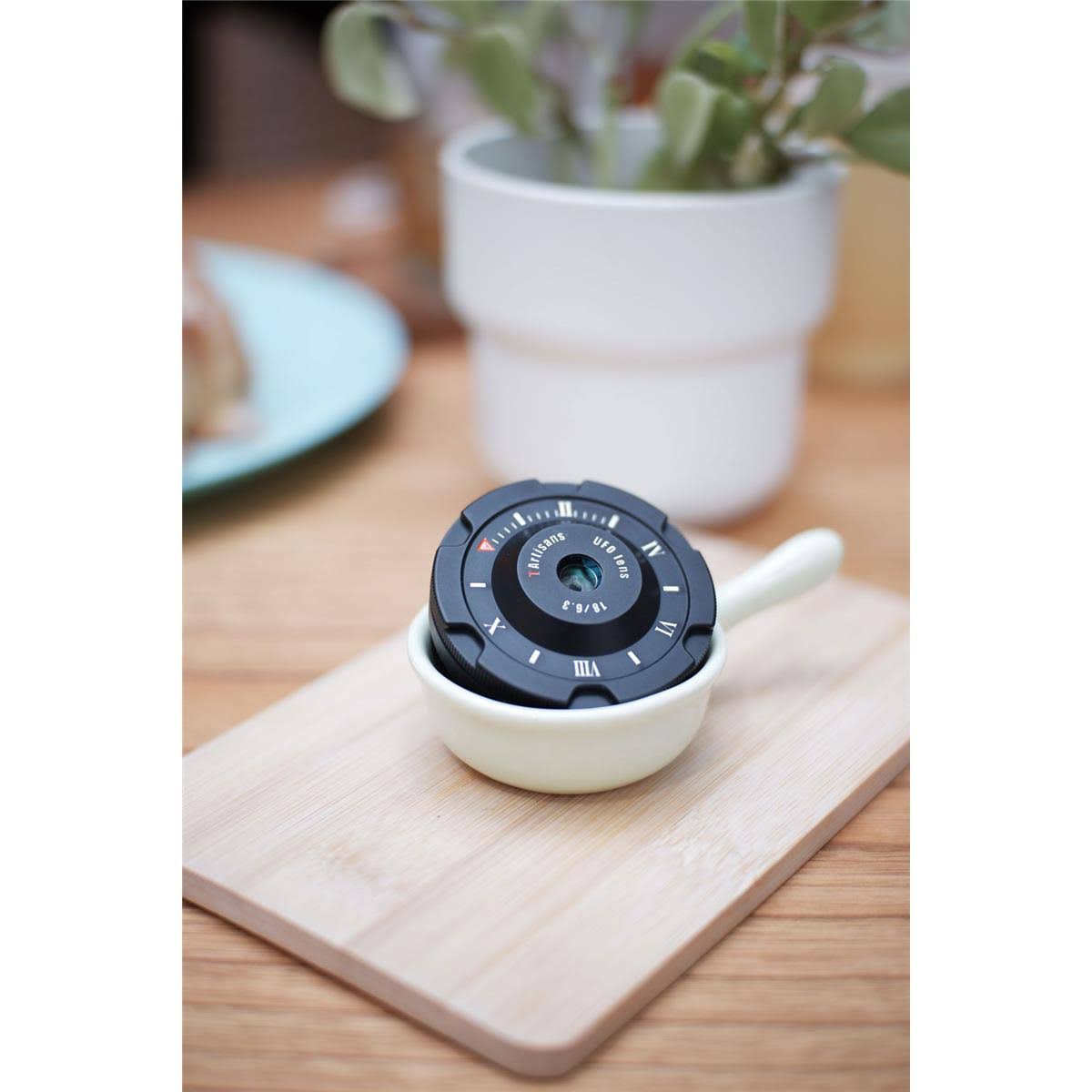 7artisans Photoelectric 18mm f/6.3 UFO Lens for Fujifilm x Mount, APS C es, Prime, Wide, Body Cap Focus f/6.3 27mm A004B-X