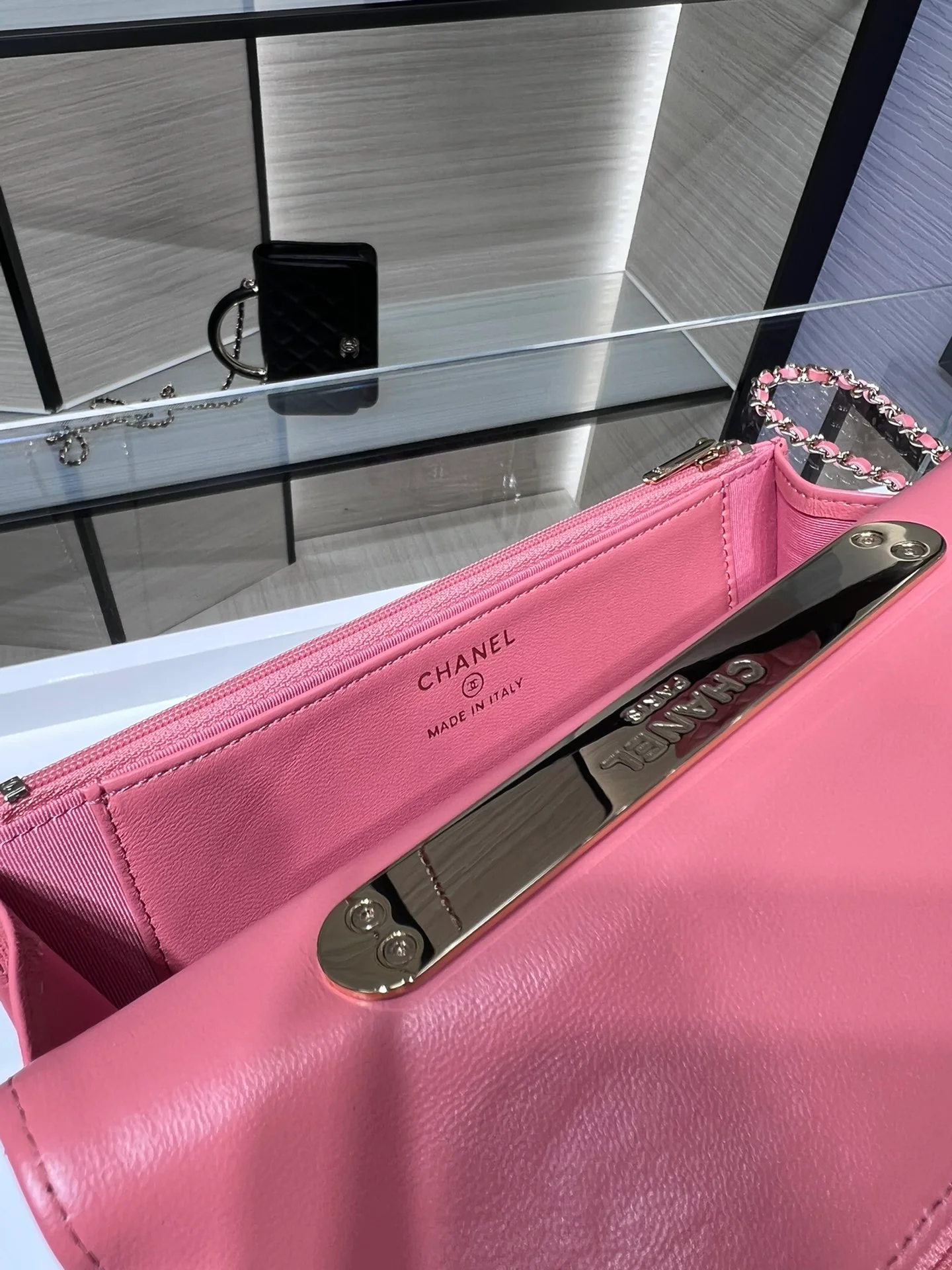 Chanel WOC 19 Chain Wallet Bag Gold Hardware Pink For Women, Women&rsquo;s Handbags, Shoulder Bags 7.5in/19cm