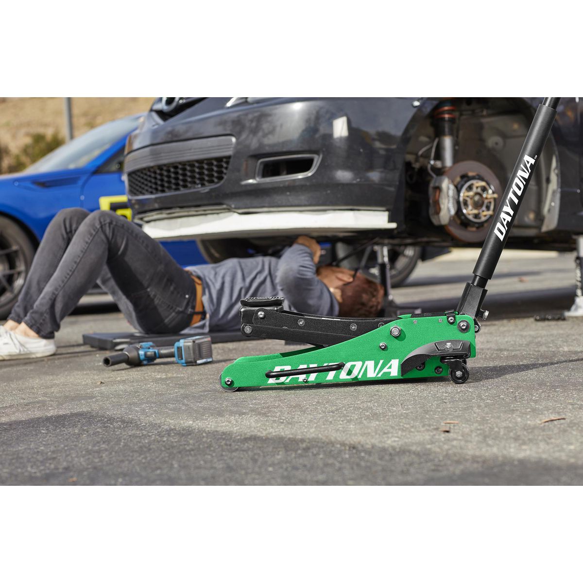DAYTONA 2 Ton Professional Racing Series Aluminum Floor Jack with RAPID PUMP