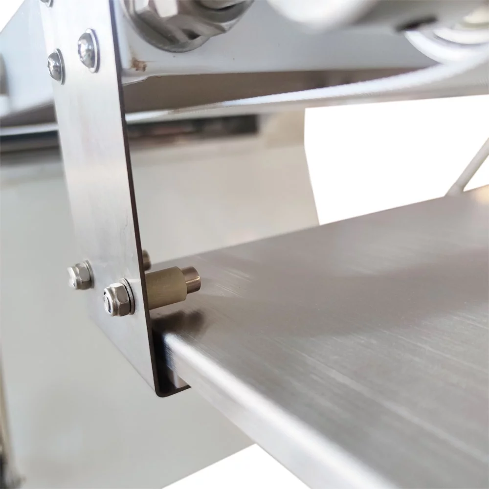 Techtongda Dough Sheeter Dough Roller Machine Fondant Flattener Pizza Pastry Sheeter Bakery Baking Equipment Commercial Use 220V