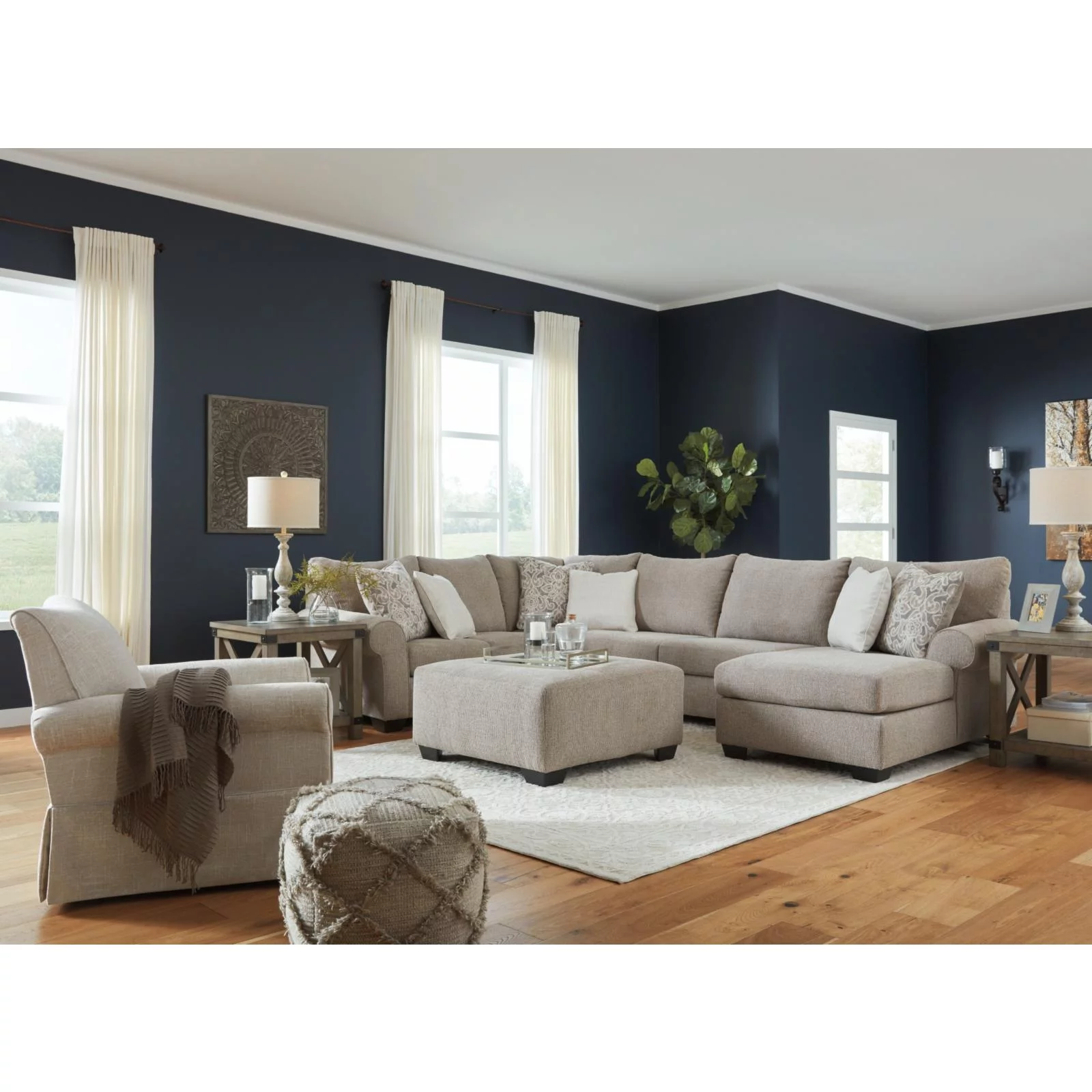 Signature Design by Ashley Searcy Swivel Glider Accent Chair