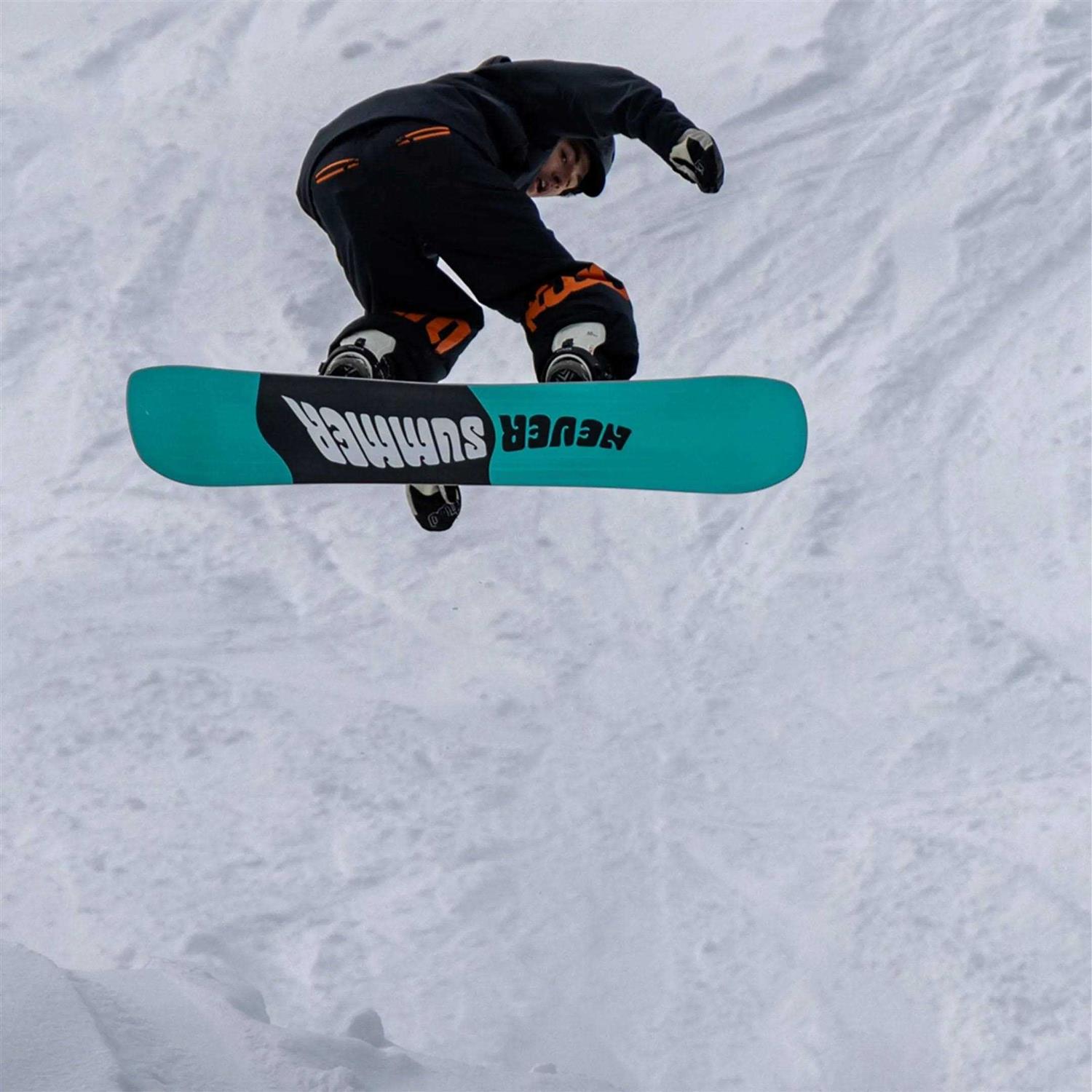 2024 Never Summer Proto Slinger Snowboard - Sports Supplies Online Store