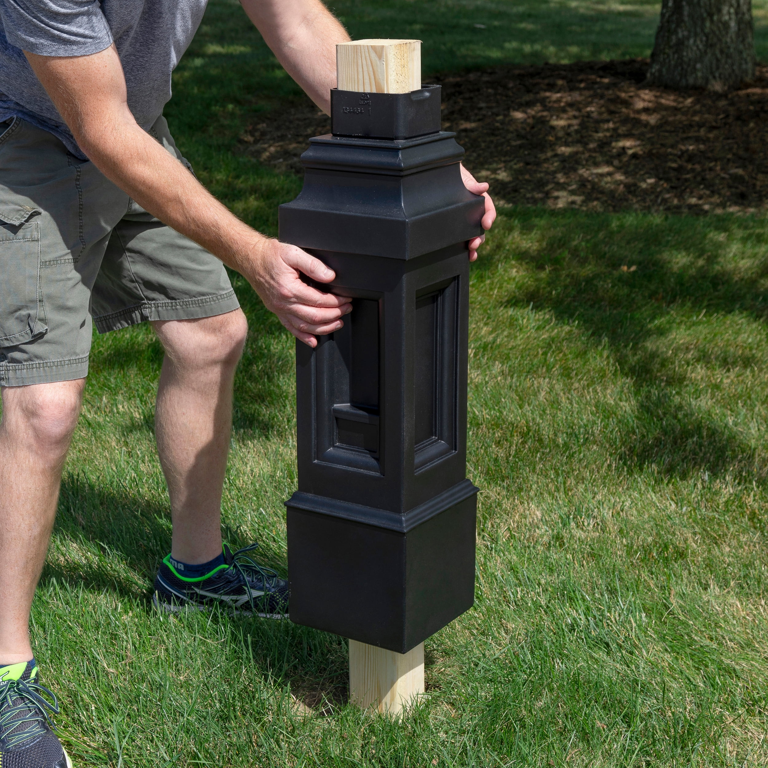 Step2 Atherton 59" Onyx Black Plastic Mailbox Post Kit