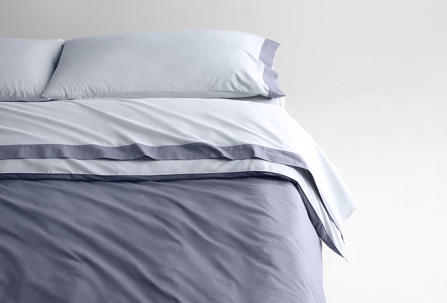 Casper Sleep Soft and Durable Supima Cotton Sheet Set, Queen, White/Slate