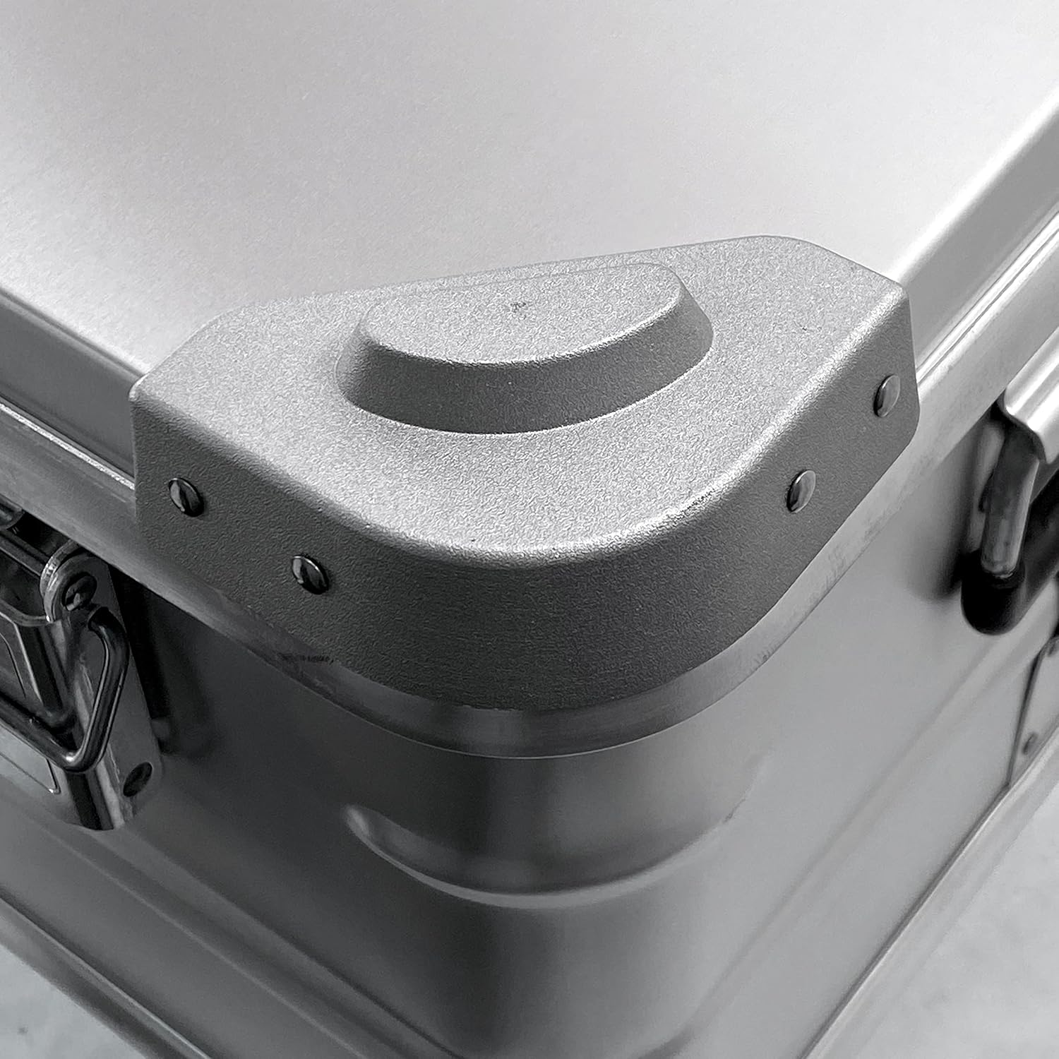 Eylar Equipment and Gear Overland Crossover Aluminum Storage Trunk Gear Case
