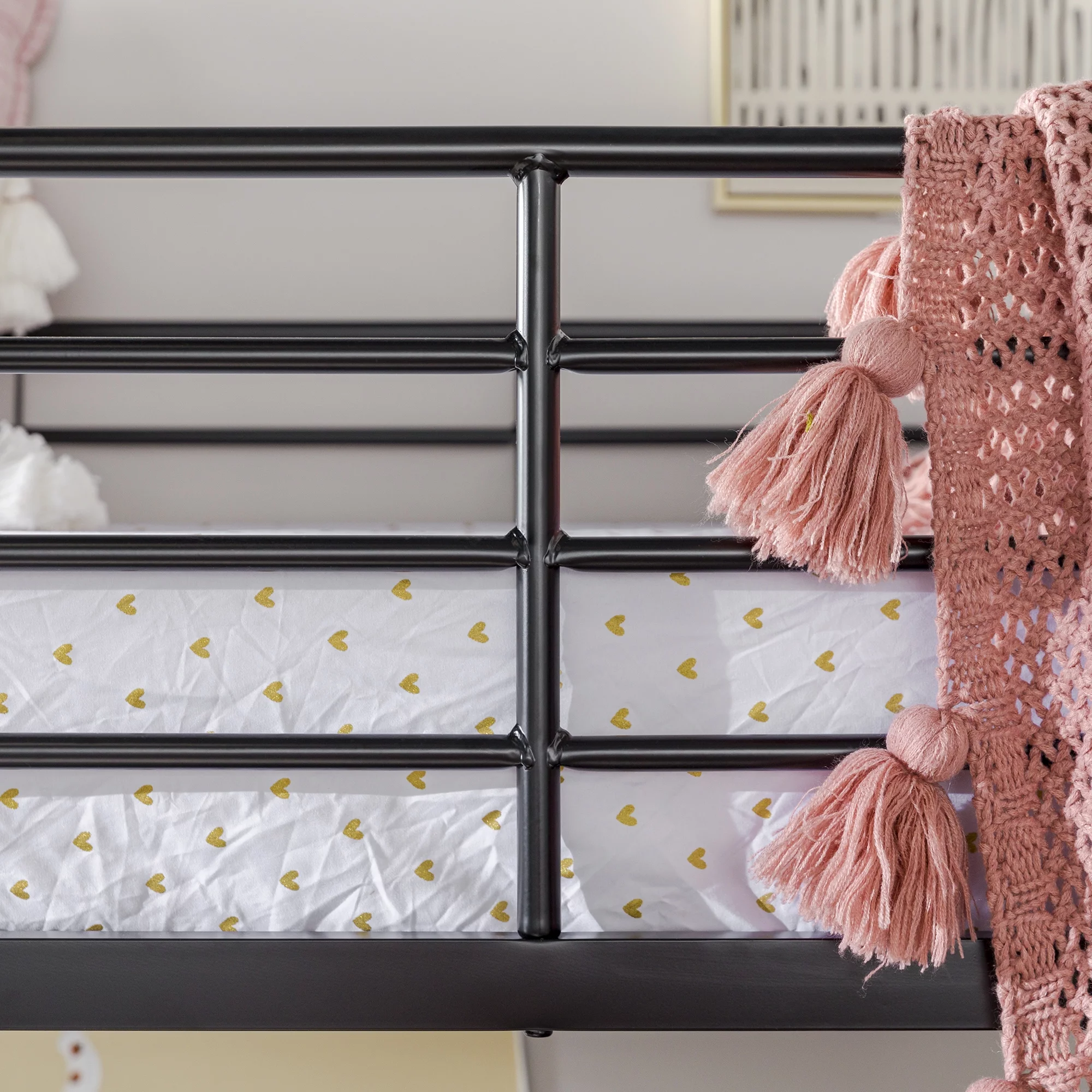Walker Edison Premium Traditional Twin Metal Loft Bed, Black