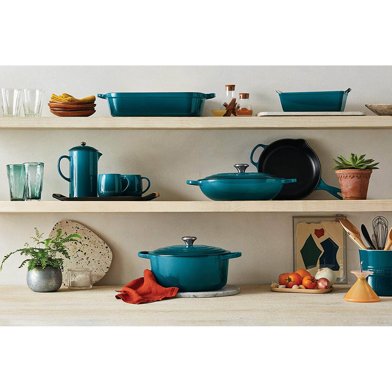 Le Creuset Cast Iron Signature Roaster | Deep Teal, 7 qt.