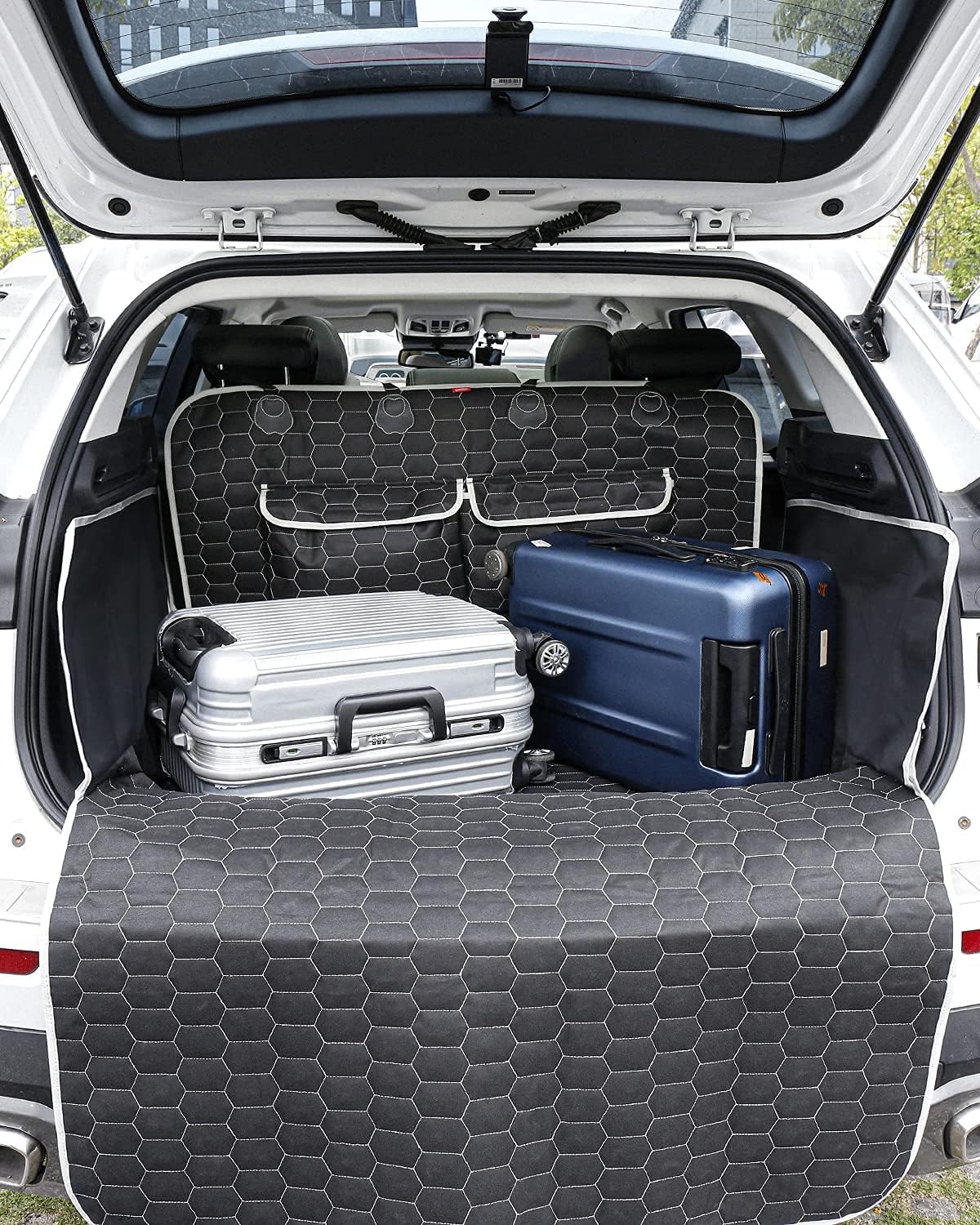 Oasser SUV Cargo Liner for Dogs, Waterproof Cargo Cover Pet Trunk Mat with Bumper Flap Protector 2 Large Pockets