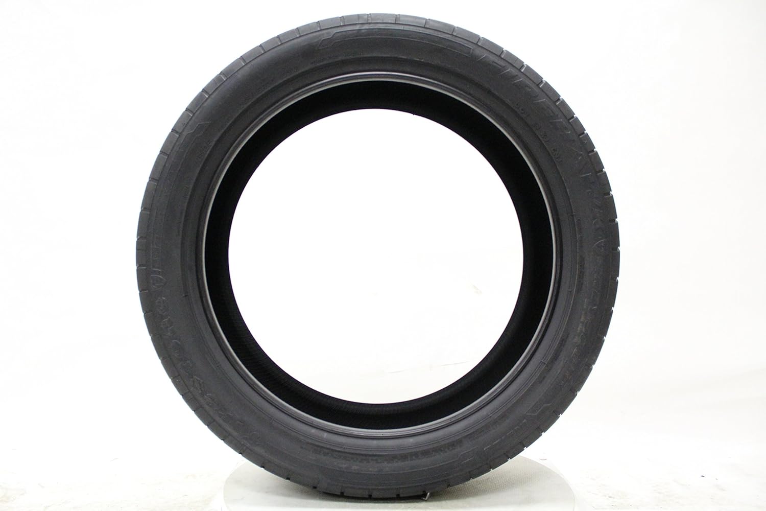 Firestone Firehawk Indy 500 Ultra High Peformance Tire 255/35R18 94 W Extra Load