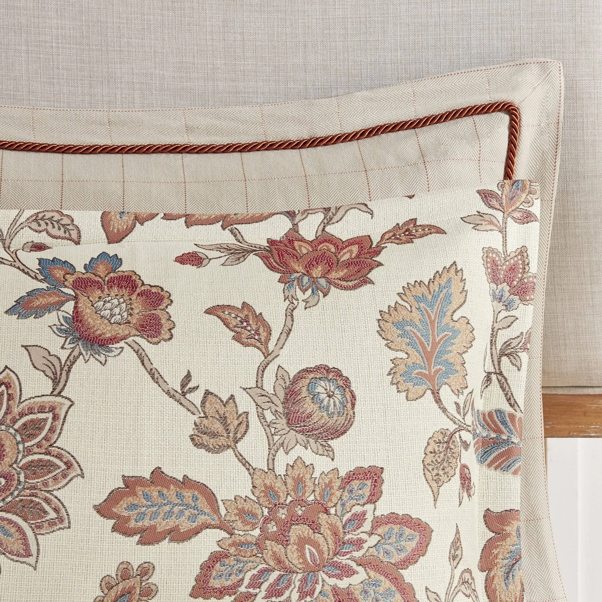 Madison Park Signature - Wentworth Jacquard Comforter Bedding Set - Red - King