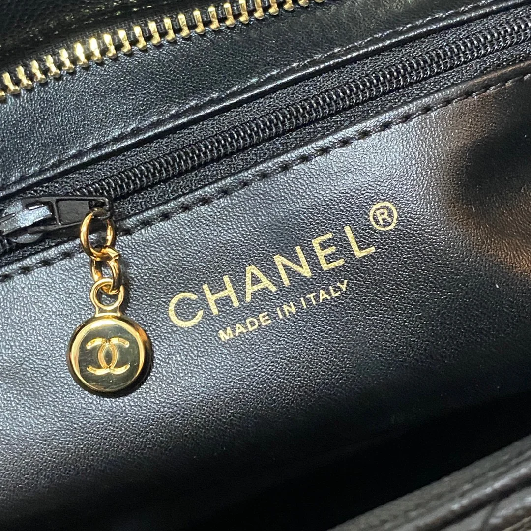 Chanel Medallion Tote Gold Hardware Caviar Black For Women, Women&rsquo;s Handbags, Shoulder Bags 15.6in/32cm