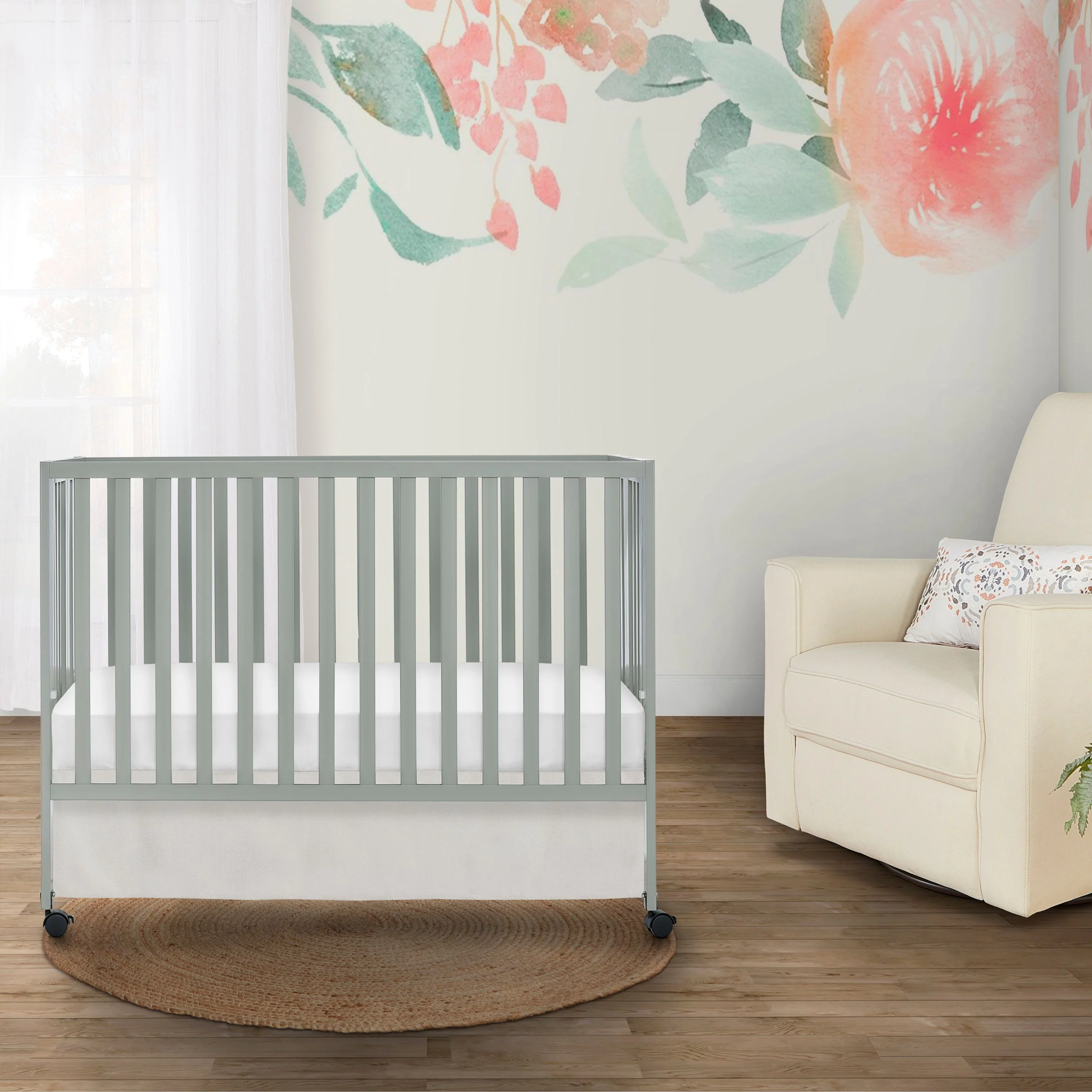 Dream On Me Quinn Full-Size Folding Crib in Cool Grey, Removeable Wheels, Modern Nursey, Adjustable Mattress Support, Portable Crib
