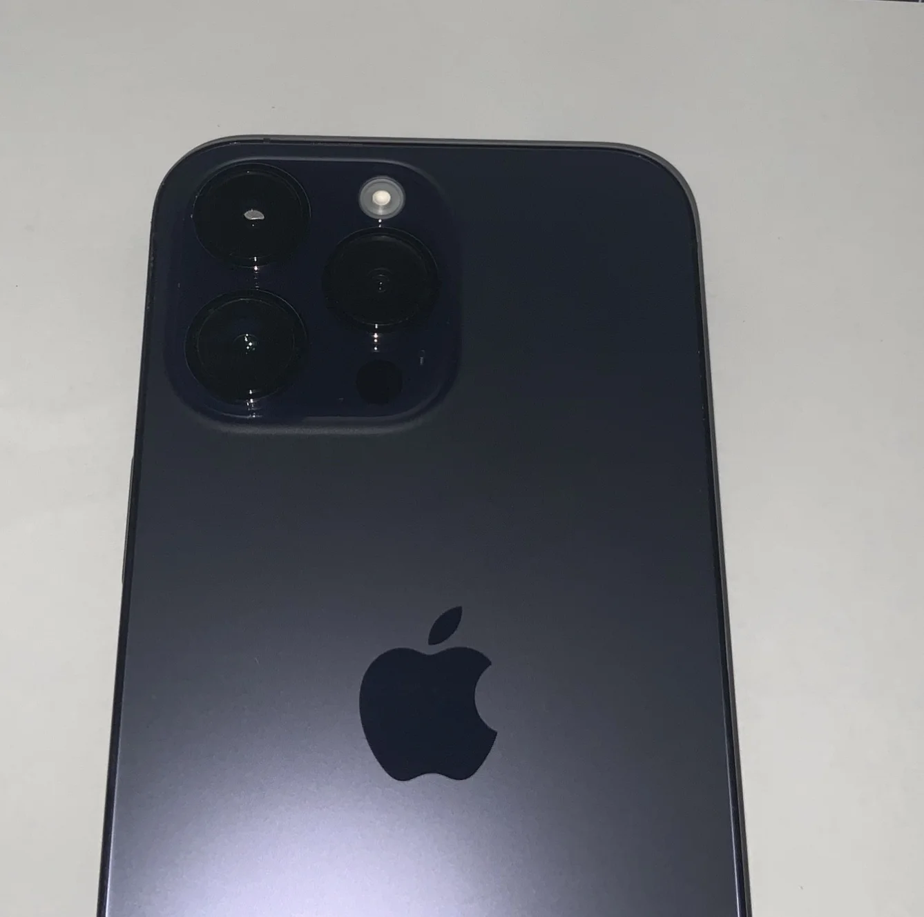 Pre-Owned Apple iPhone 14 Pro Max deep purple 128GB (Unlocked) With SIM TRAY (Canada Model)
