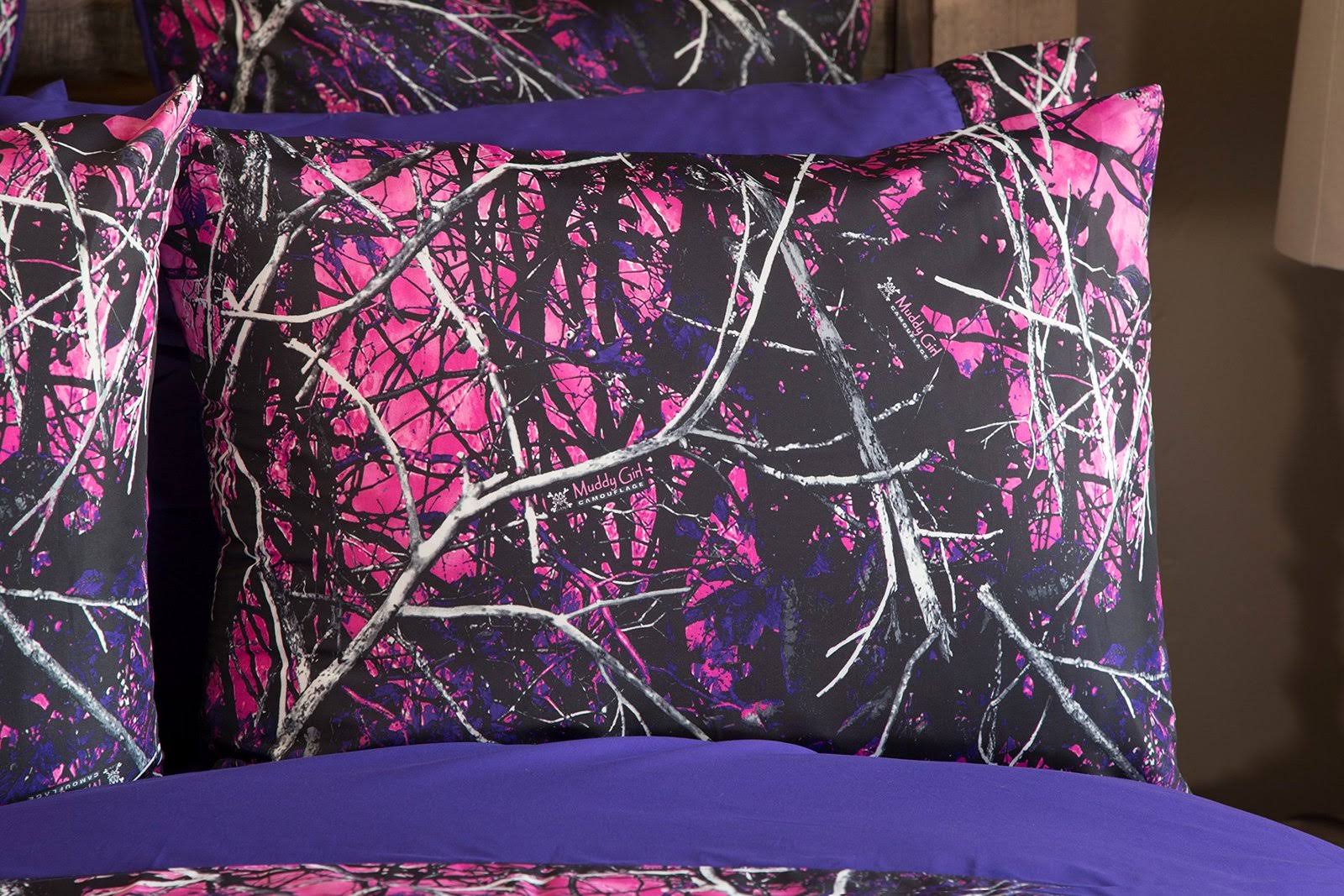 Muddy Girl 3 Piece Bedding Set from CrookedWood, King