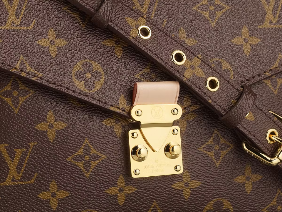 Louis Vuitton M46279 POCHETTE M&eacute;TIS EAST WEST