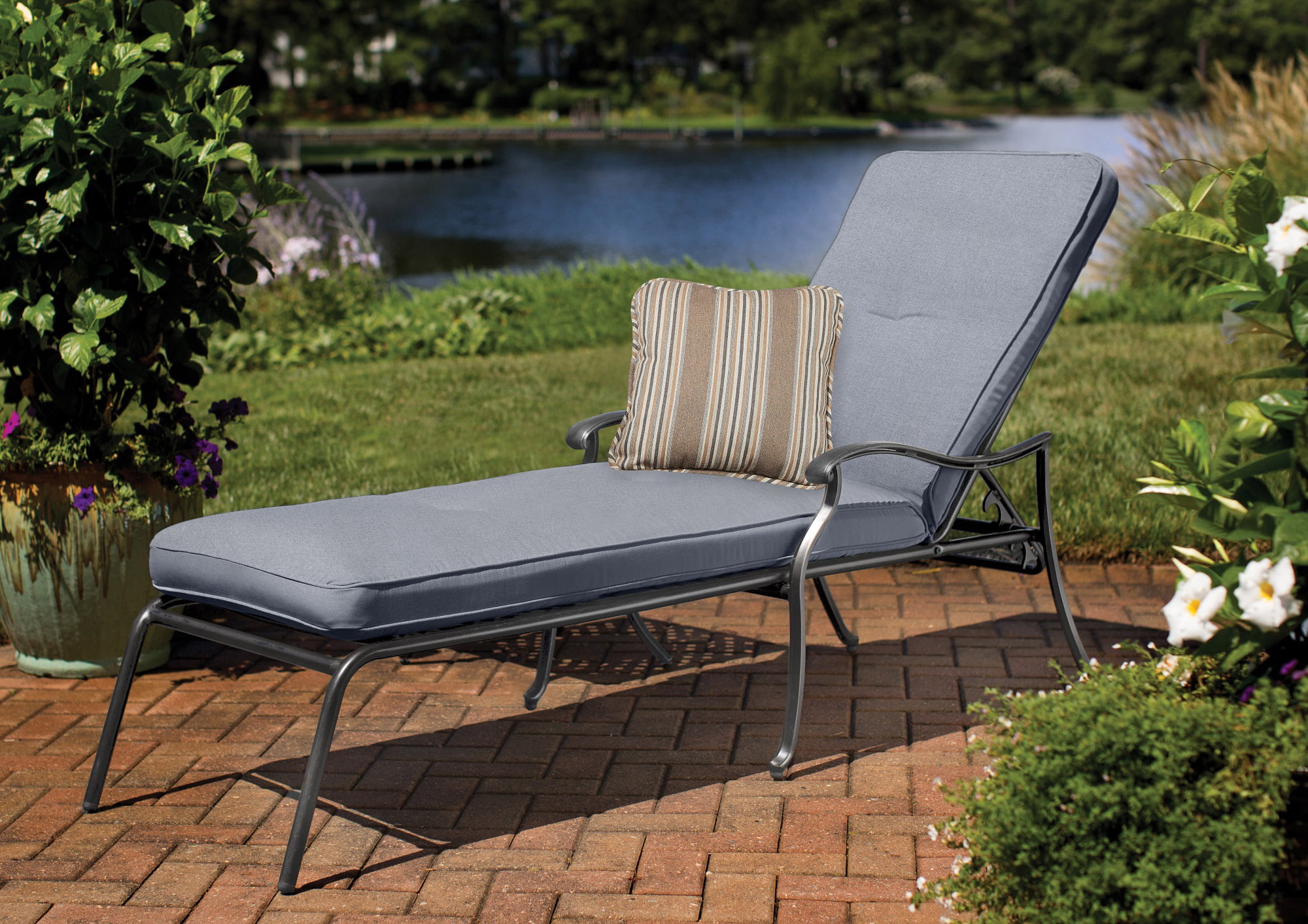 Agio Madison Chaise Lounge with Cushion Fossil Gray
