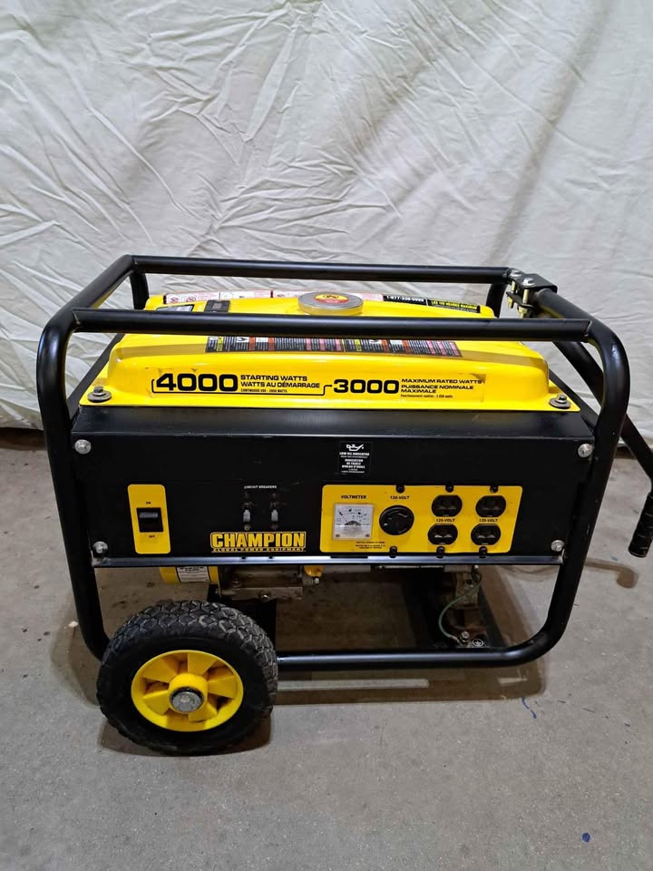 Champion 4000 3000 Watt Generator