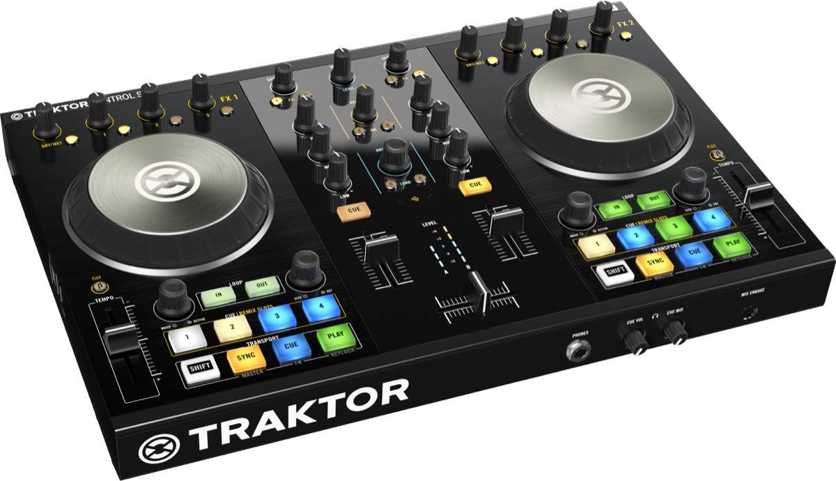 Native Instruments Traktor Kontrol S2 MK2 with Lightning Cable