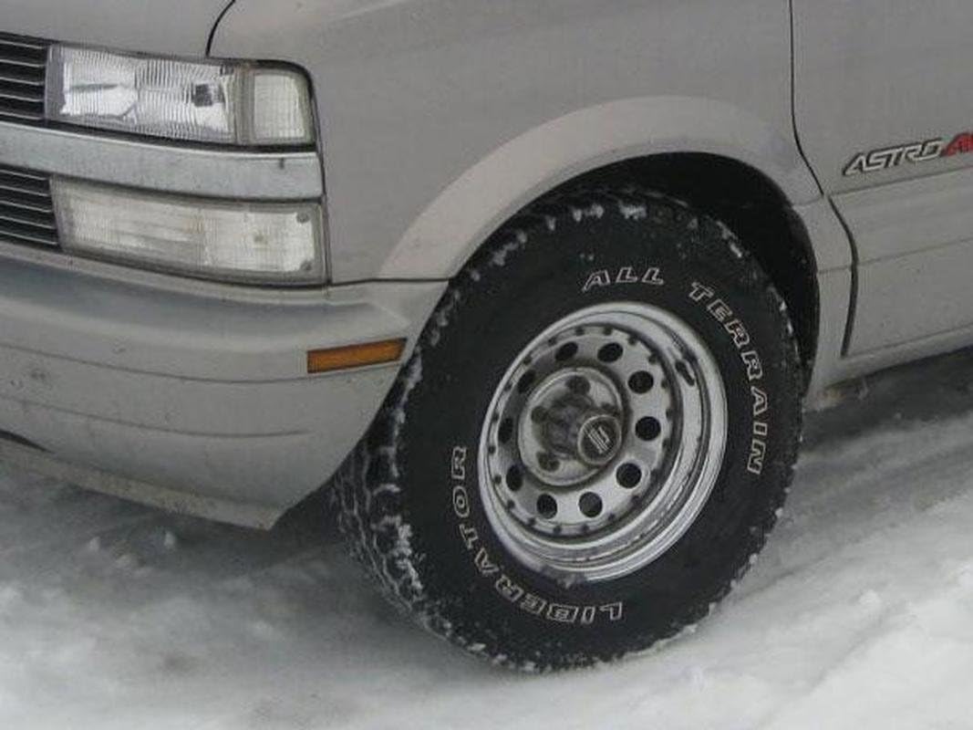 American Racing Outlaw II AR62 Machined Wheel with Clear Coat (15x7/5x4.5)