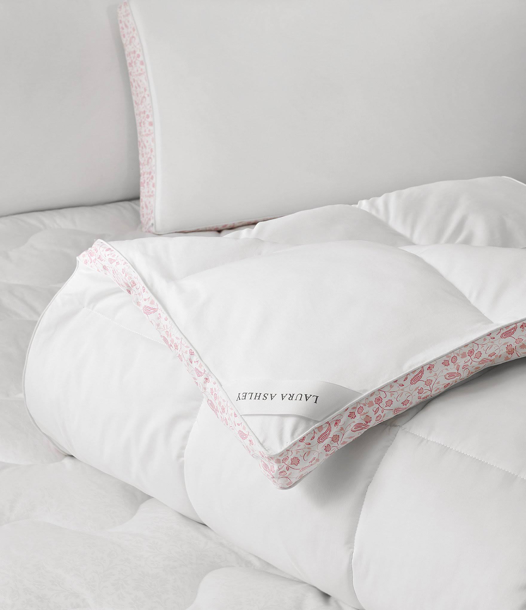 Laura Ashley 300T Cotton Sateen Comforter with Floral Gusset - Twin