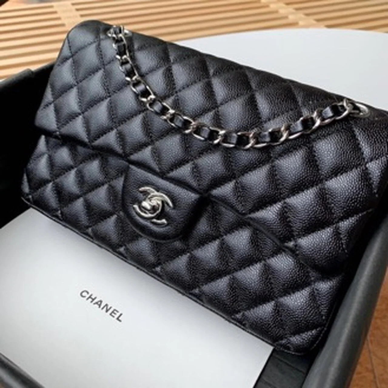 Chanel Classic Handbag Silver Hardware BlackFor Women, Women&rsquo;s Bags, Shoulder And Crossbody Bags 10.2in/26cm A01112