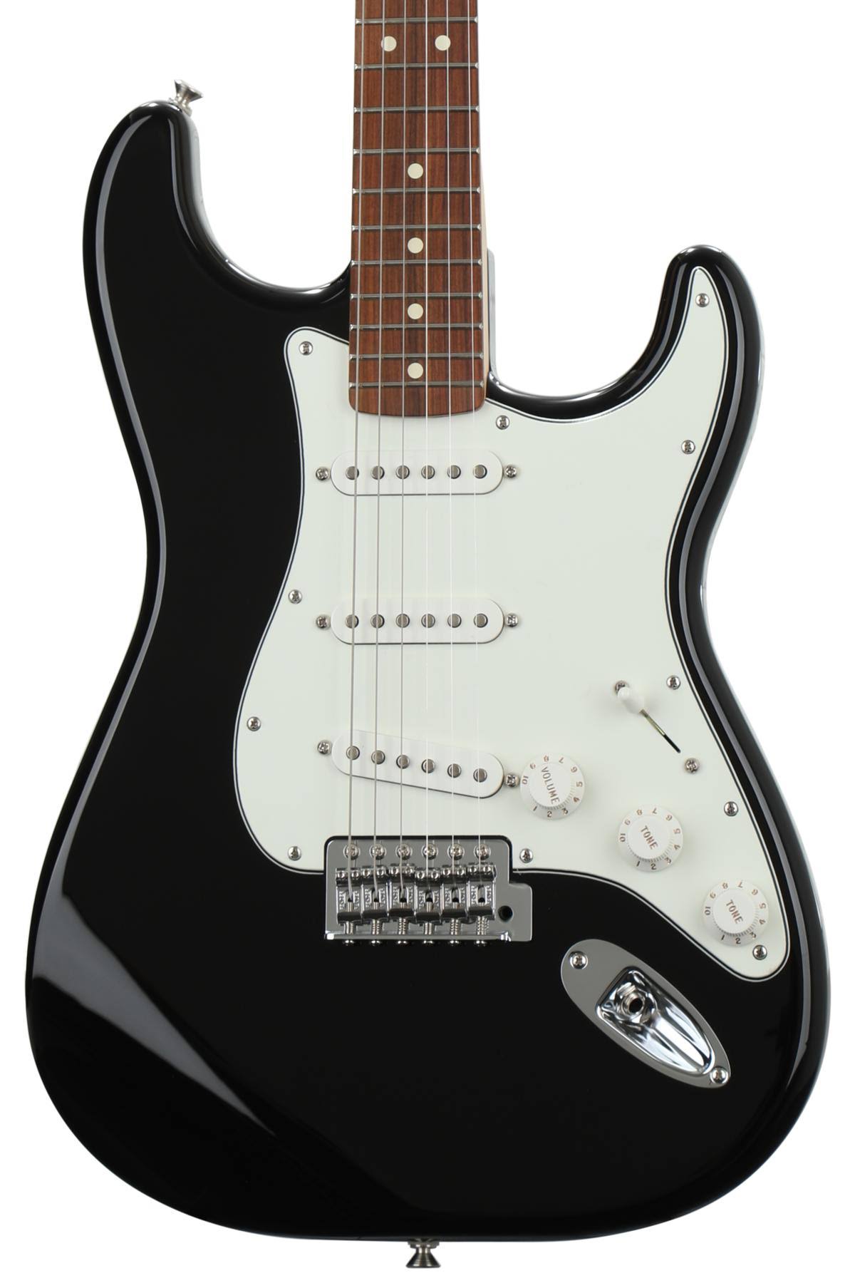 Fender Standard Stratocaster Pau Ferro Fingerboard Black
