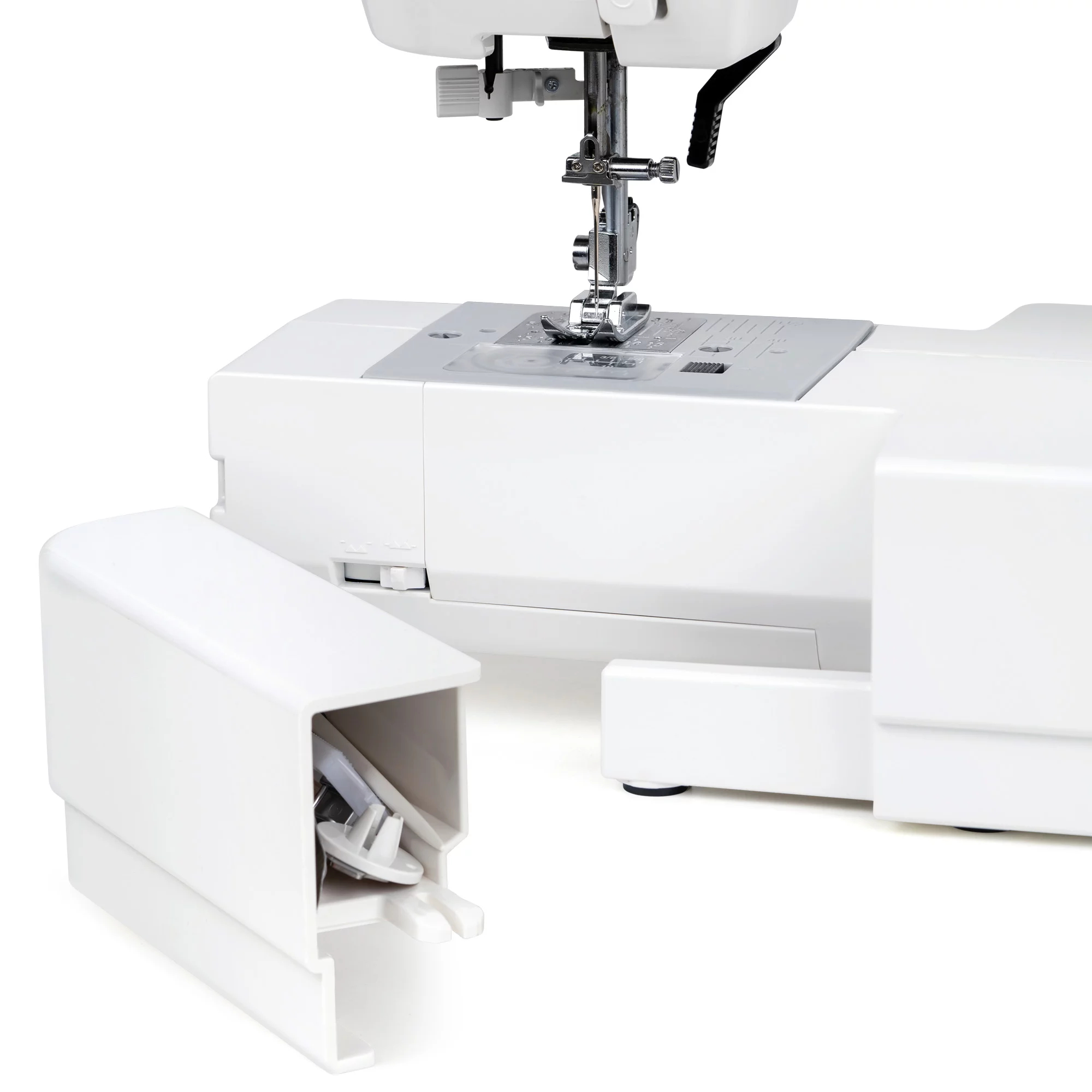 Janome C30 Computerized Sewing Machine with 30 Stitches, Including Buttonhole, and Easy to Read Screen
