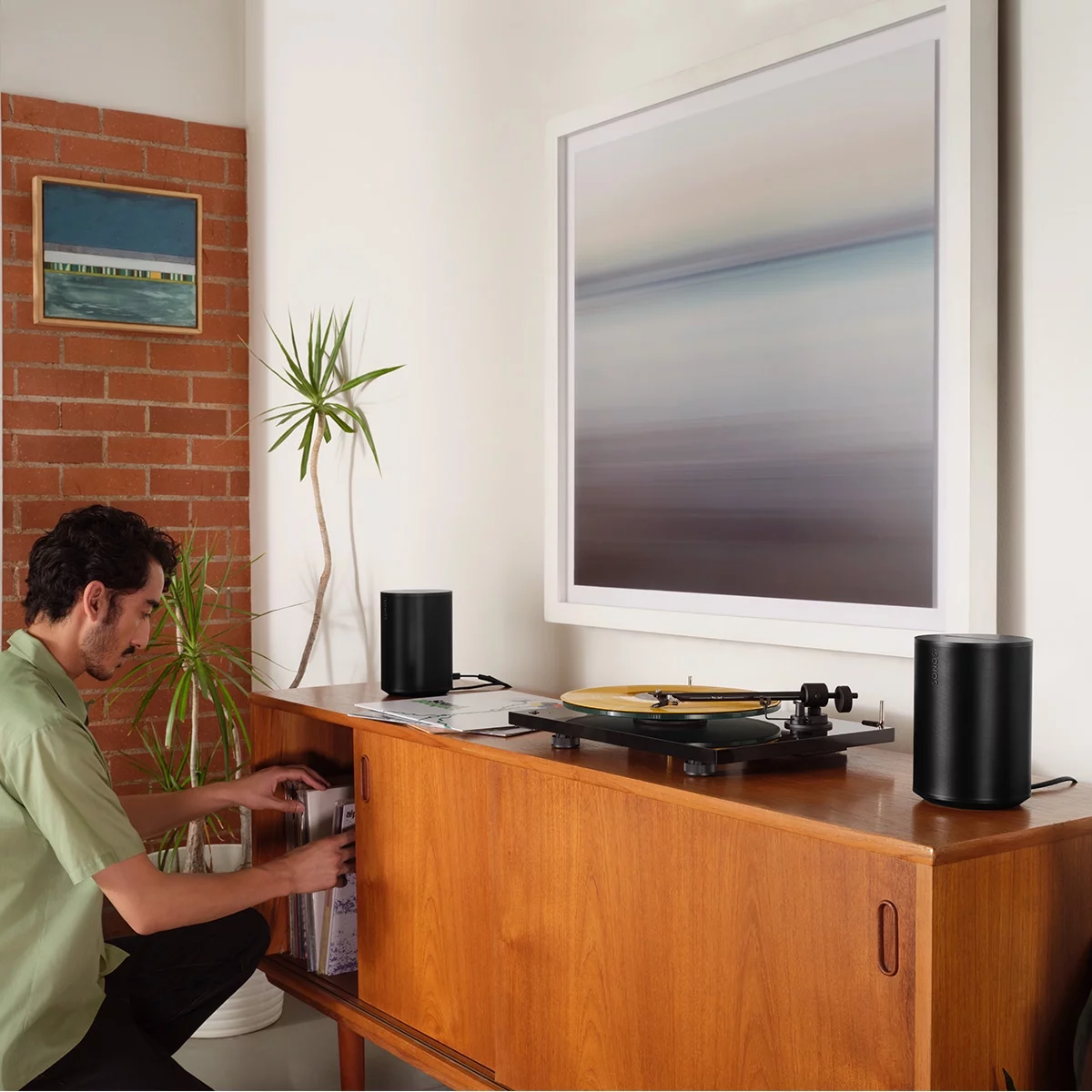 Sonos Era 100 Voice-Controlled Wireless Smart Speaker with Bluetooth, Trueplay Acoustic Tuning Technology, &  Voice Control Built-In (Black)