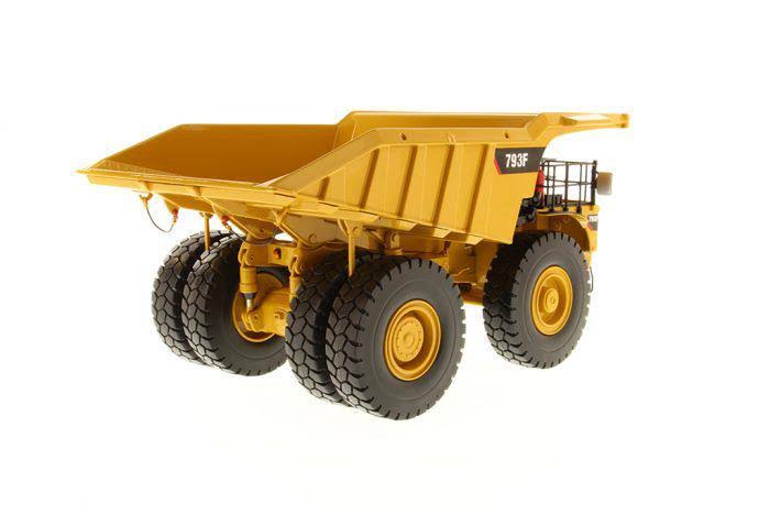 Caterpillar 793F Mining Truck High Line - 1/50 Scale