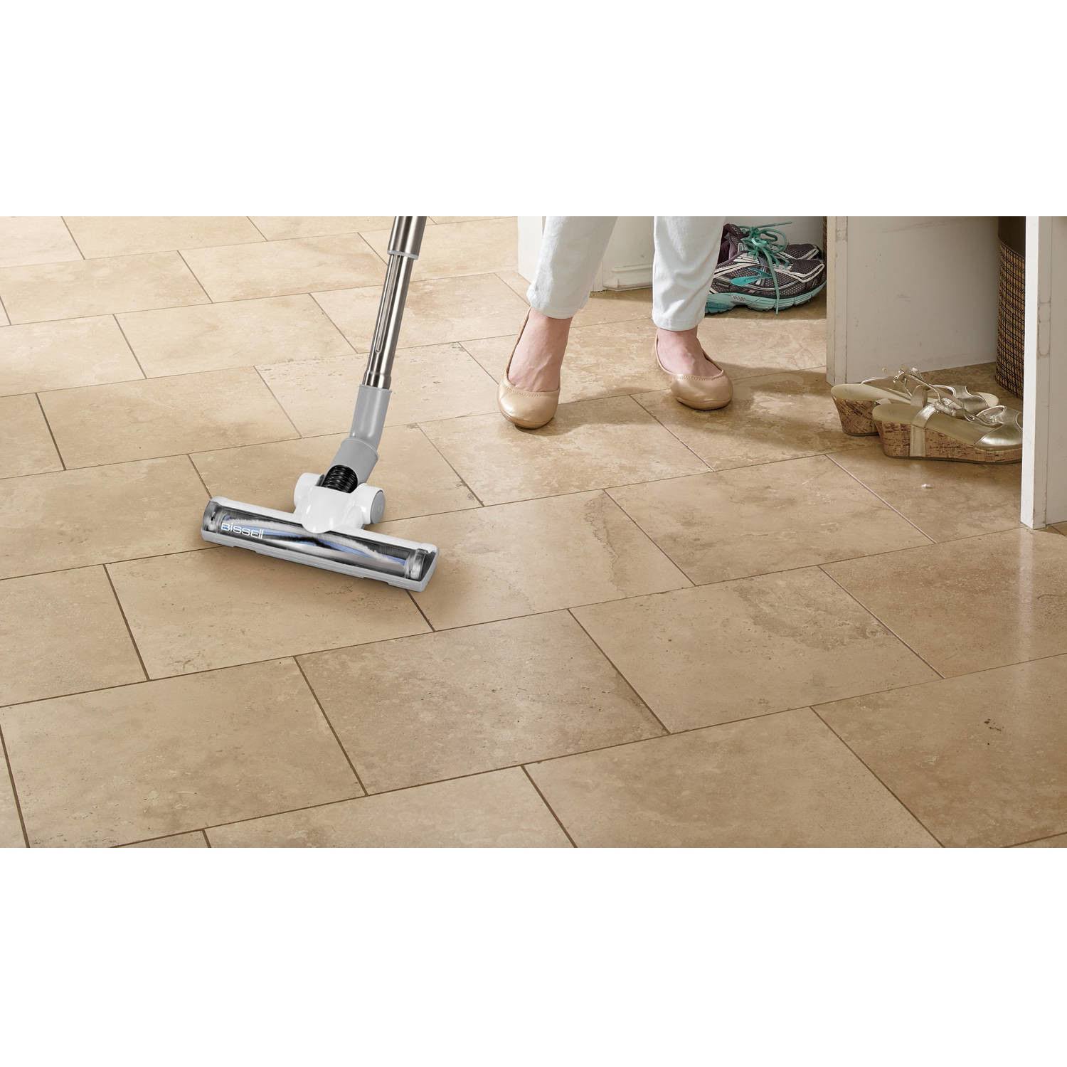 Bissell Hard Floor Expert 1154W Canister Vacuum - Bagless