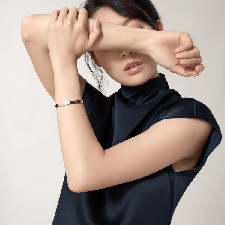 LOVE BRACELET