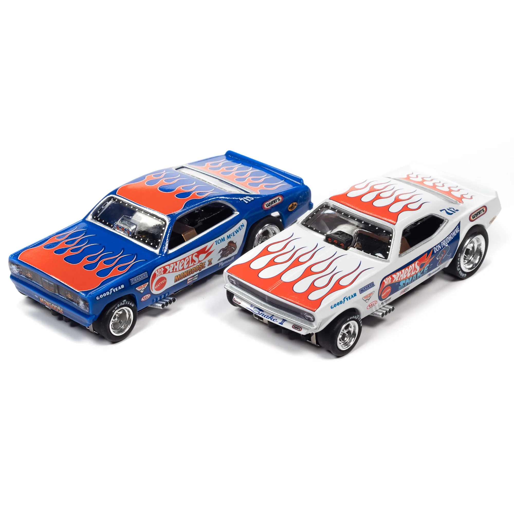 Auto World: Hot Wheels Slot Car Drag Racing Set - Snake II Vs Mongoose II - 13' Dragstrip Set, 2 Variable Speed Funny Cars, Electric Slot Car Track