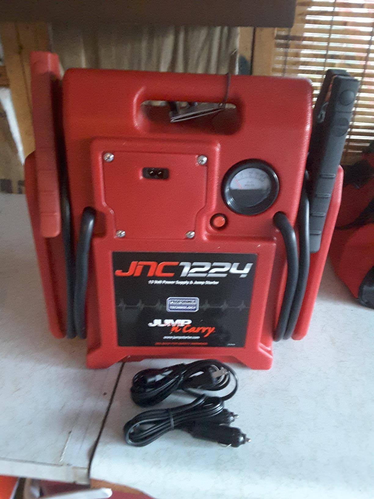 Jump-N-Carry JNC1224 3400/1700 Peak Amp 12/24V Jump Starter