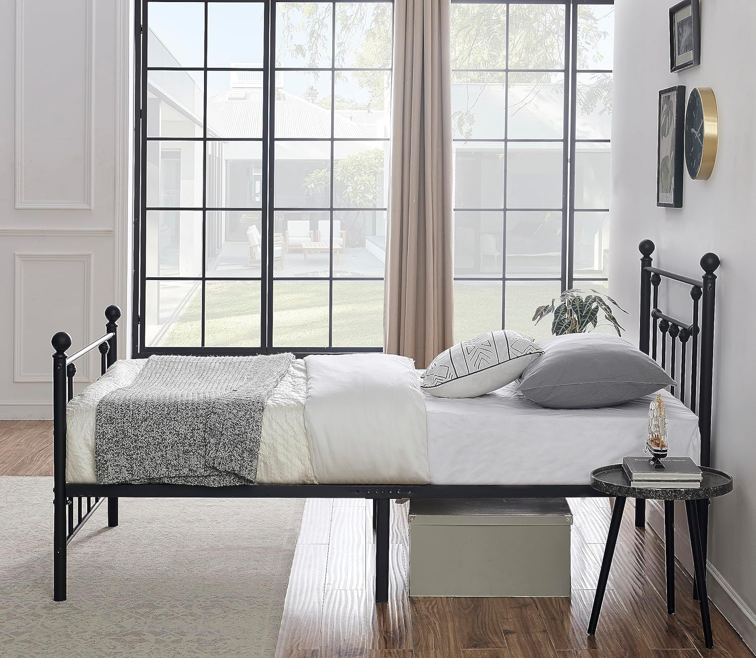 VECELO Twin Size Metal Platform Bed Frame with Headboard and Footboard