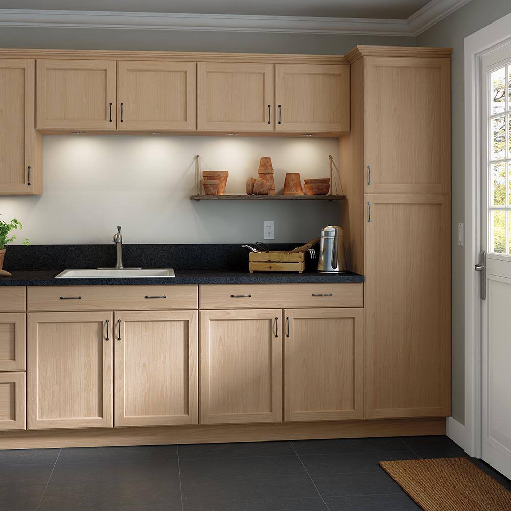 Hampton Bay Easthaven Shaker Assembled 30x34.5x24 in. Frameless Base Cabinet with Drawer in Unfinished Beech