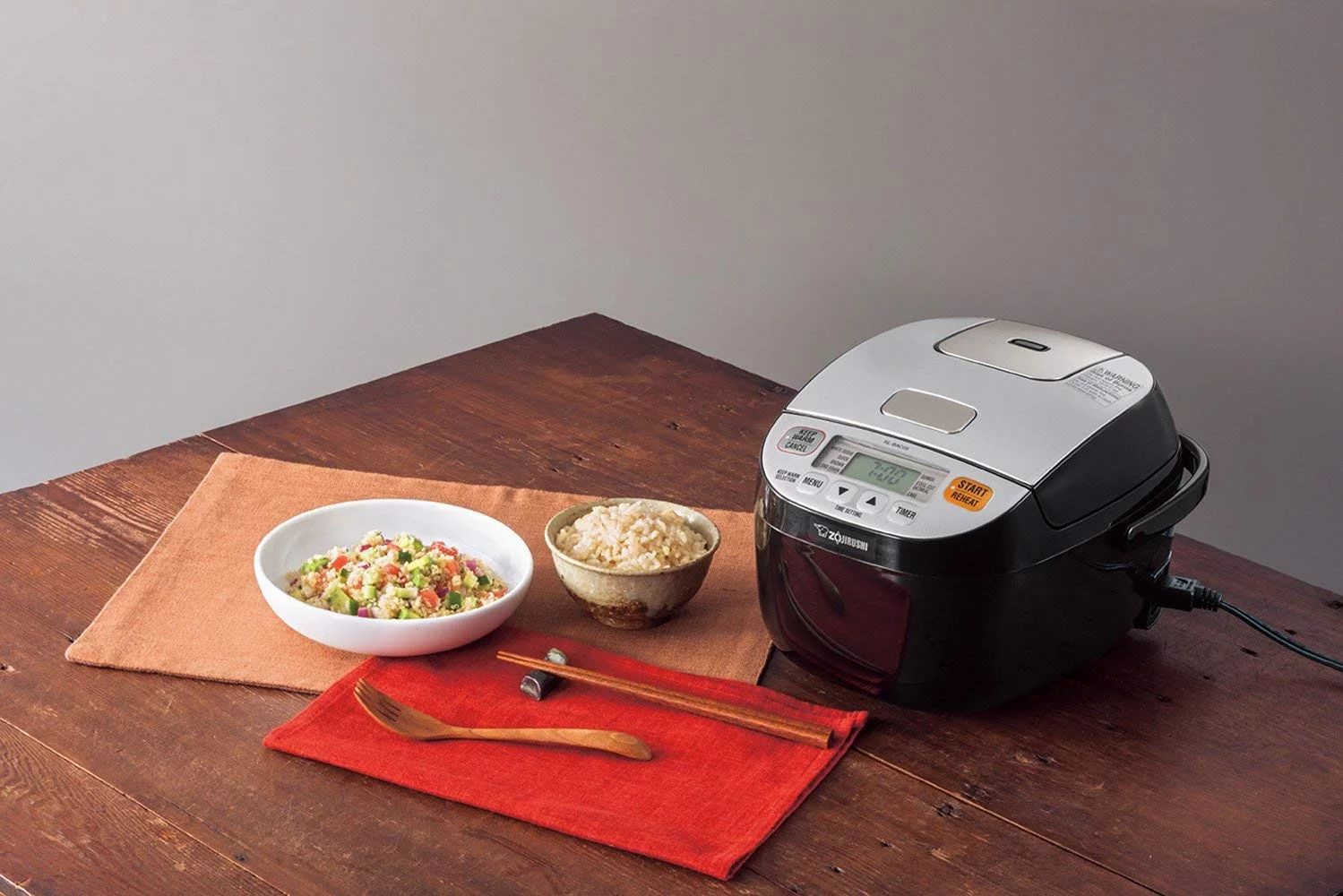 Zojirushi Micom Rice Cooker and Warmer (3-Cup/ Silver Black)