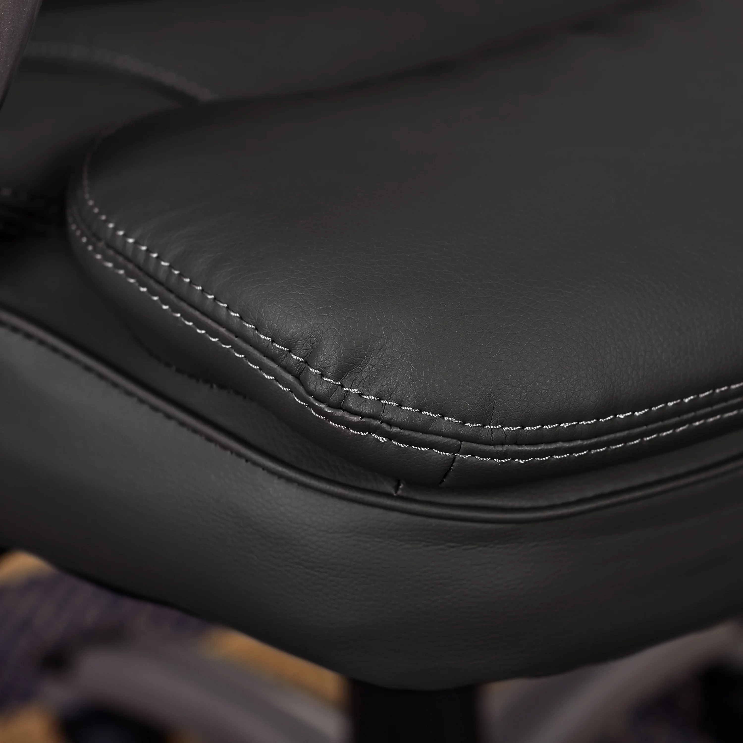 Serta Puresoft Faux Leather Big and Tall Executive Office Chair, Black