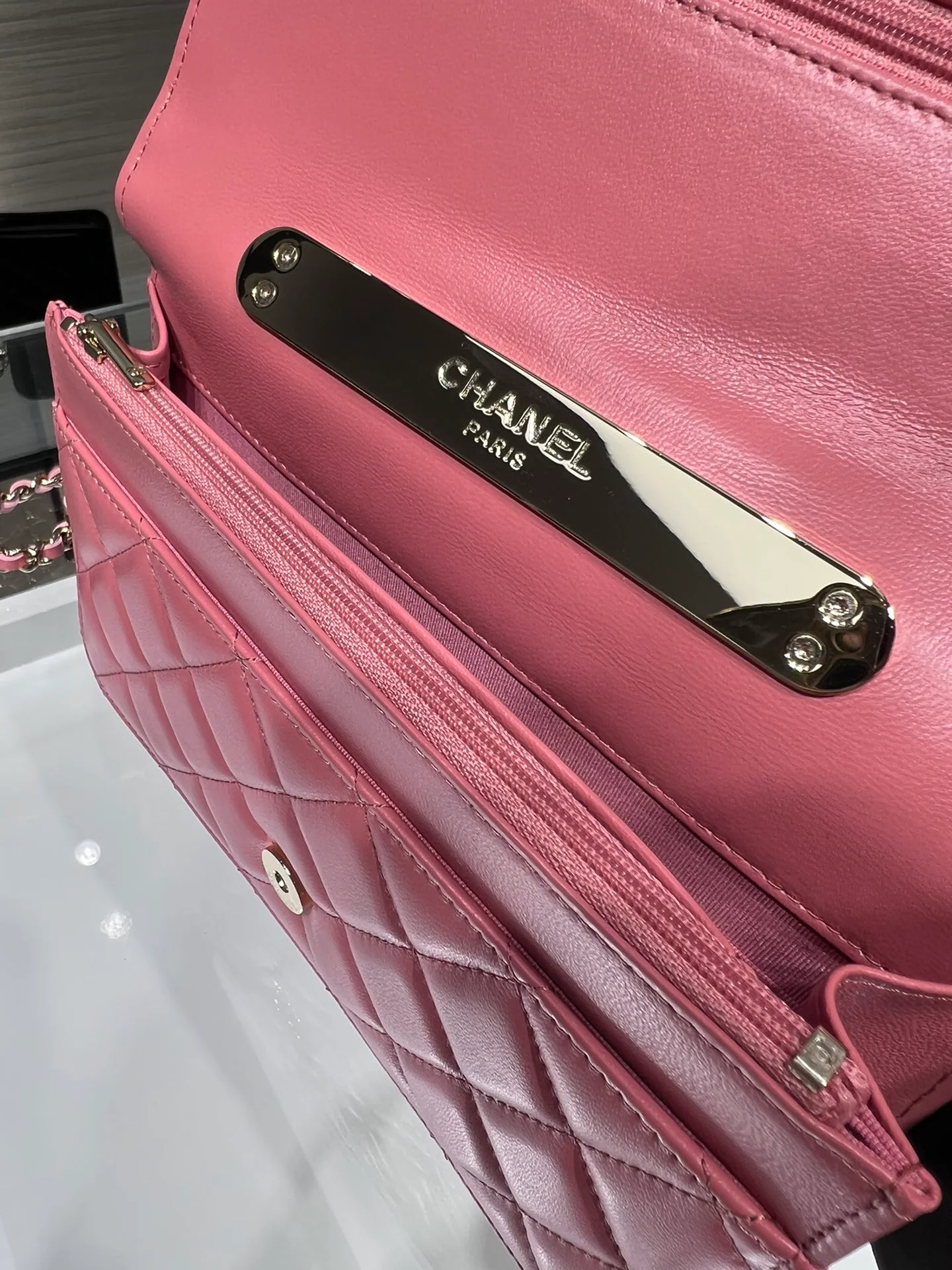 Chanel WOC 19 Chain Wallet Bag Gold Hardware Pink For Women, Women&rsquo;s Handbags, Shoulder Bags 7.5in/19cm