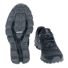 on Running - Cloudventure Waterproof - 9 Black