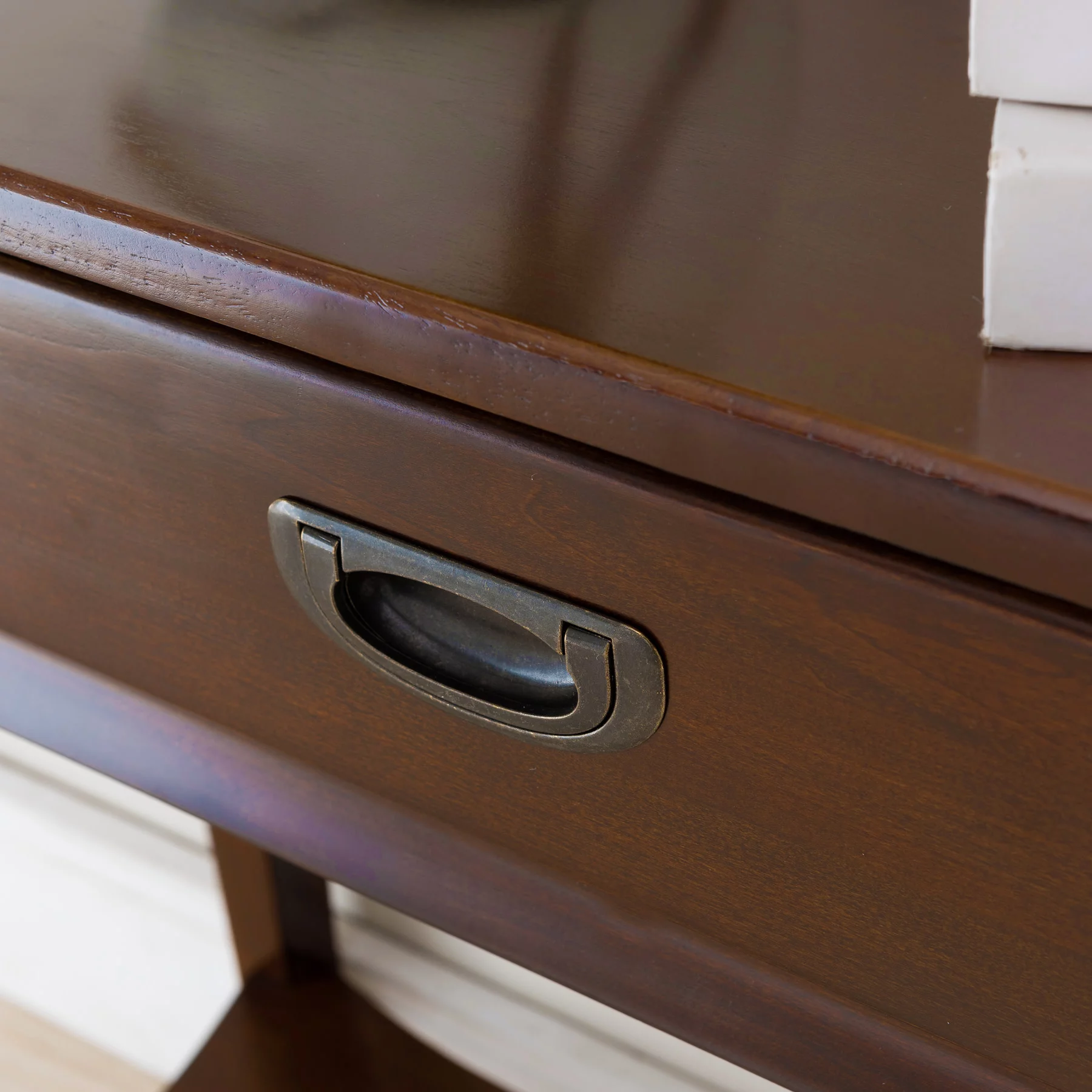 Leick Home 22032 Stratus One Drawer Condo Apartment Hall Console, Heartwood Cherry