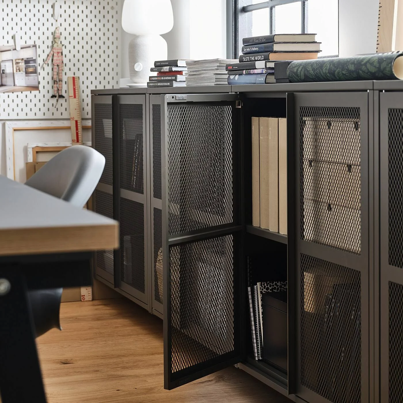 IKEA - Ivar 3 sections/cabinet/shelves, Pine/gray Mesh, 102x11 3/4x89