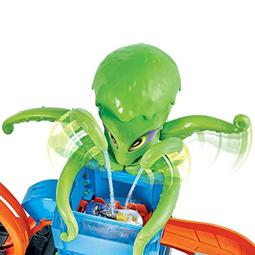 Hot Wheels City Toy Car Track Set, Ultimate Octo Car Wash Playset & Color Reveal Car in 1:64 Scale, Repeat Color Change in Very Warm & ICY Cold Water