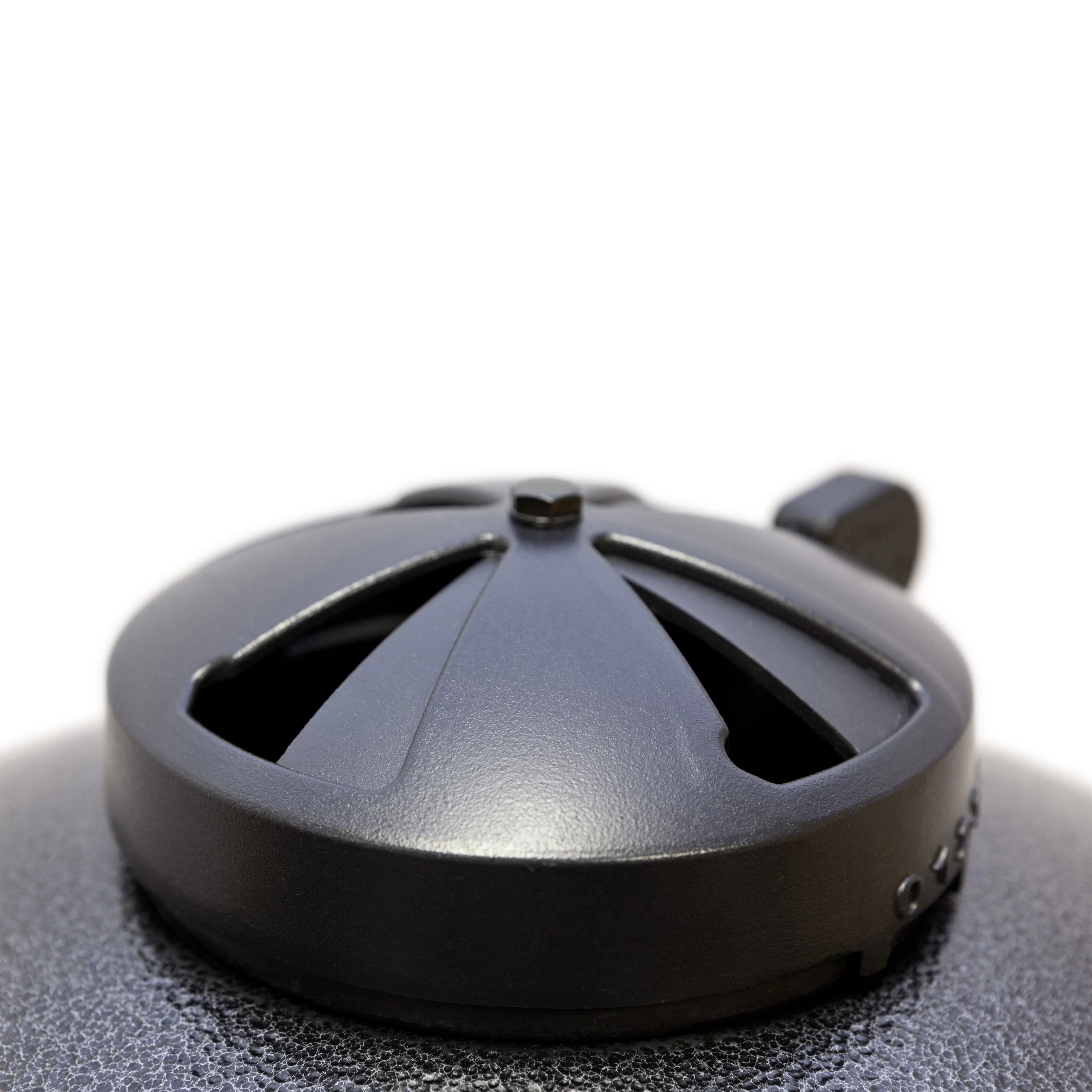 Char-Griller AKORN Kamado Charcoal Kooker, Black - Radiant Selections