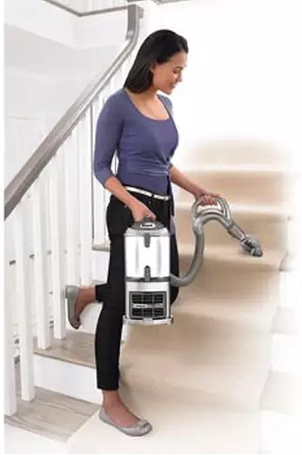 Shark Ninja Shark Navigator Deluxe for Carpet and Bare Floor Powerful