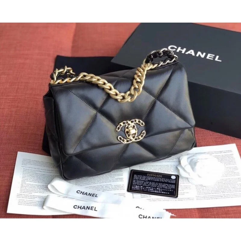Chanel 19 Lambskin Flap Bag As1160