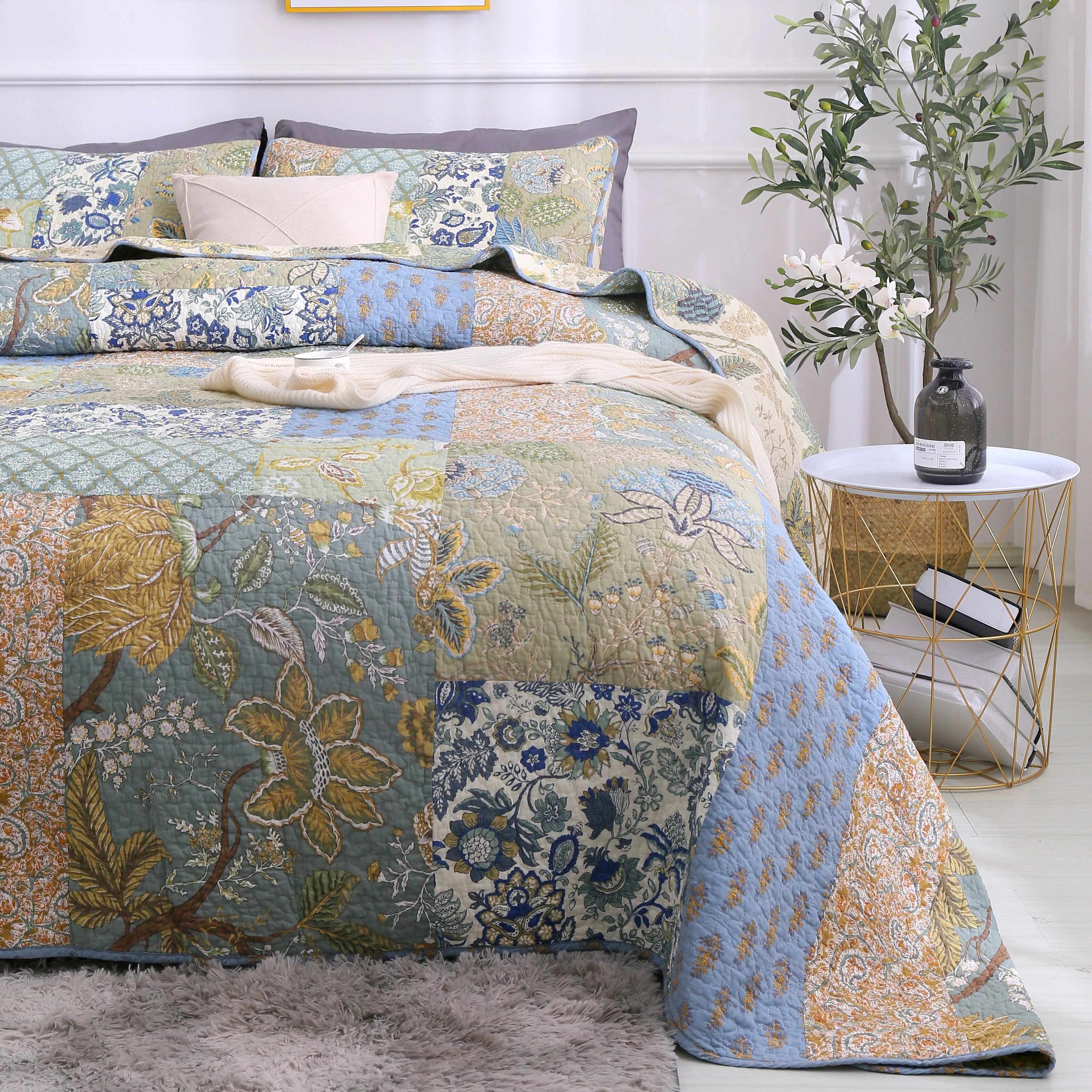 S&S Bohemian 3 Piece Reversible Floral 100% Cotton Authentic Patchwork Quilt Set Full - Queen - Curated Treasures Market