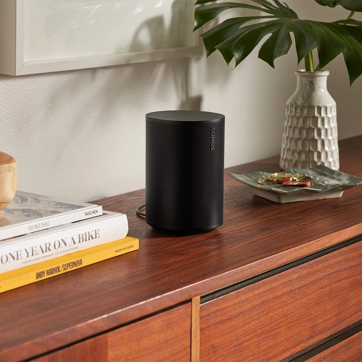Sonos Era 100 Voice-Controlled Wireless Smart Speaker with Bluetooth, Trueplay Acoustic Tuning Technology, &  Voice Control Built-In (Black)