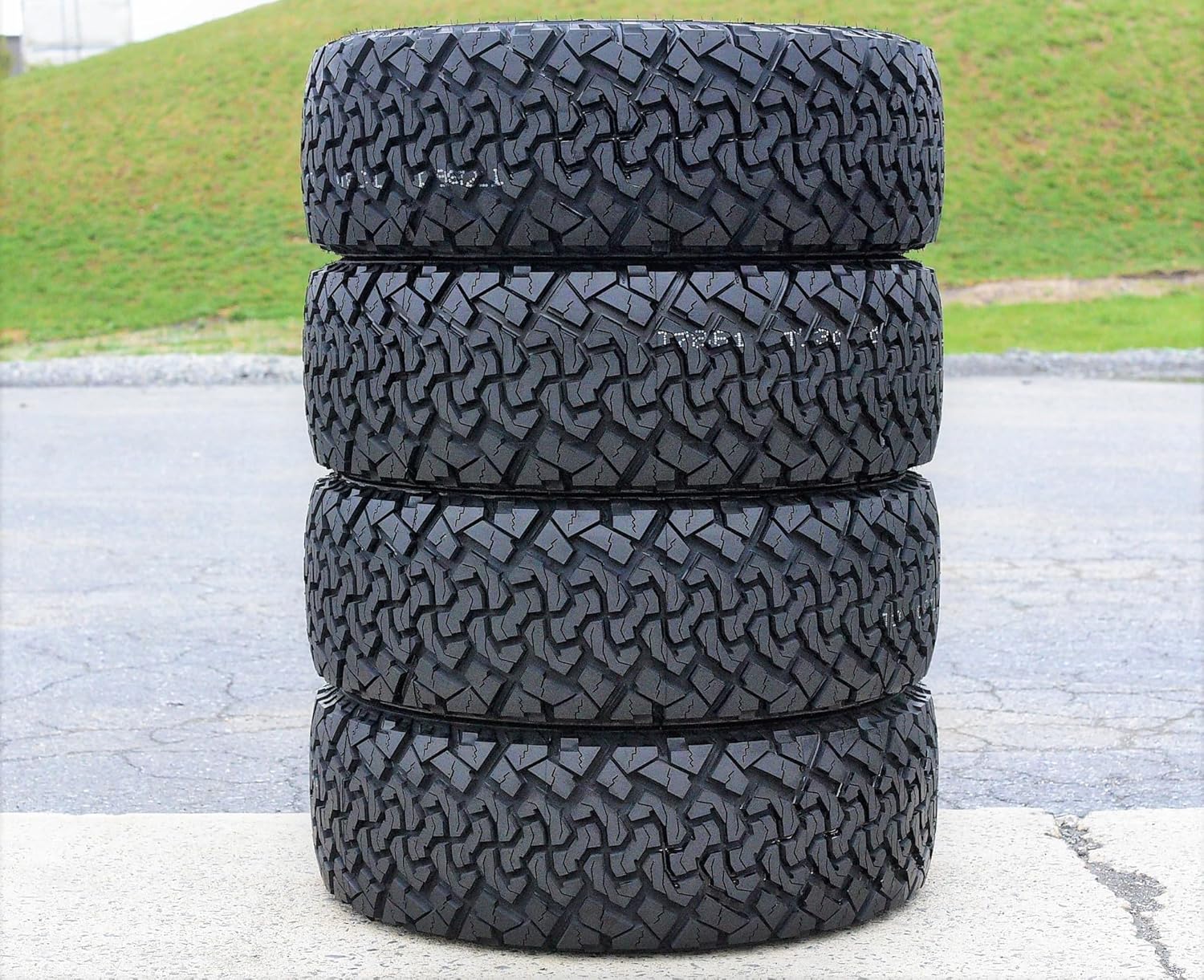 Set of 4 (FOUR) Venom Power Terra Hunter X/T XT All-Terrain Mud Light Truck Radial Tires-35X12.50R17LT 35X12.50X17 35X12.50-17 121R Load Range E LRE
