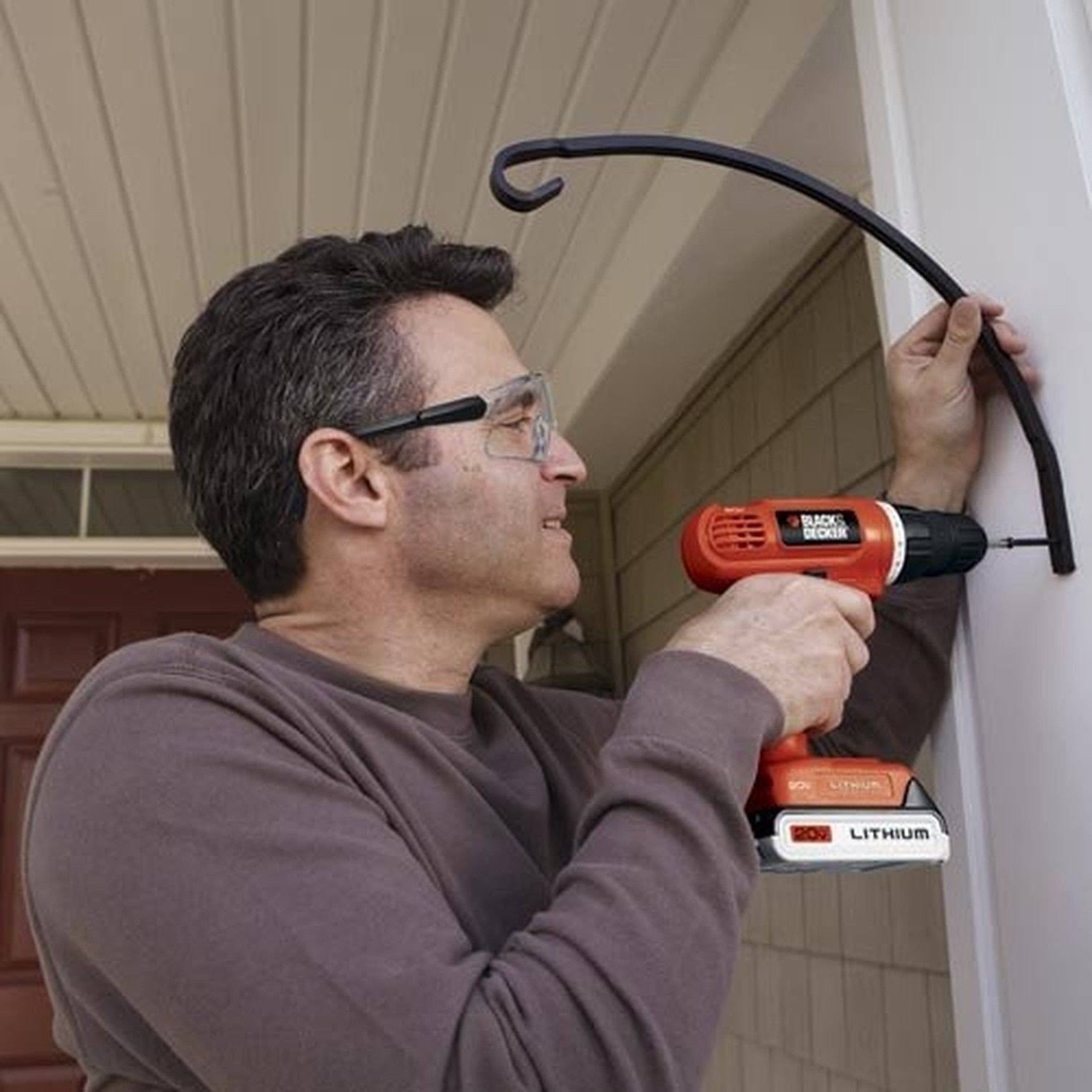 Black+decker Bdc120va100 20-Volt Max Lithium-Ion Drill Kit with 100 Accessories