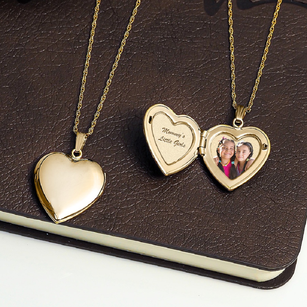 Picturesongold.Com " Sisters " Chinese Heart Locket - 3/4 inch x 3/4 inch in Solid 14K Yellow Gold